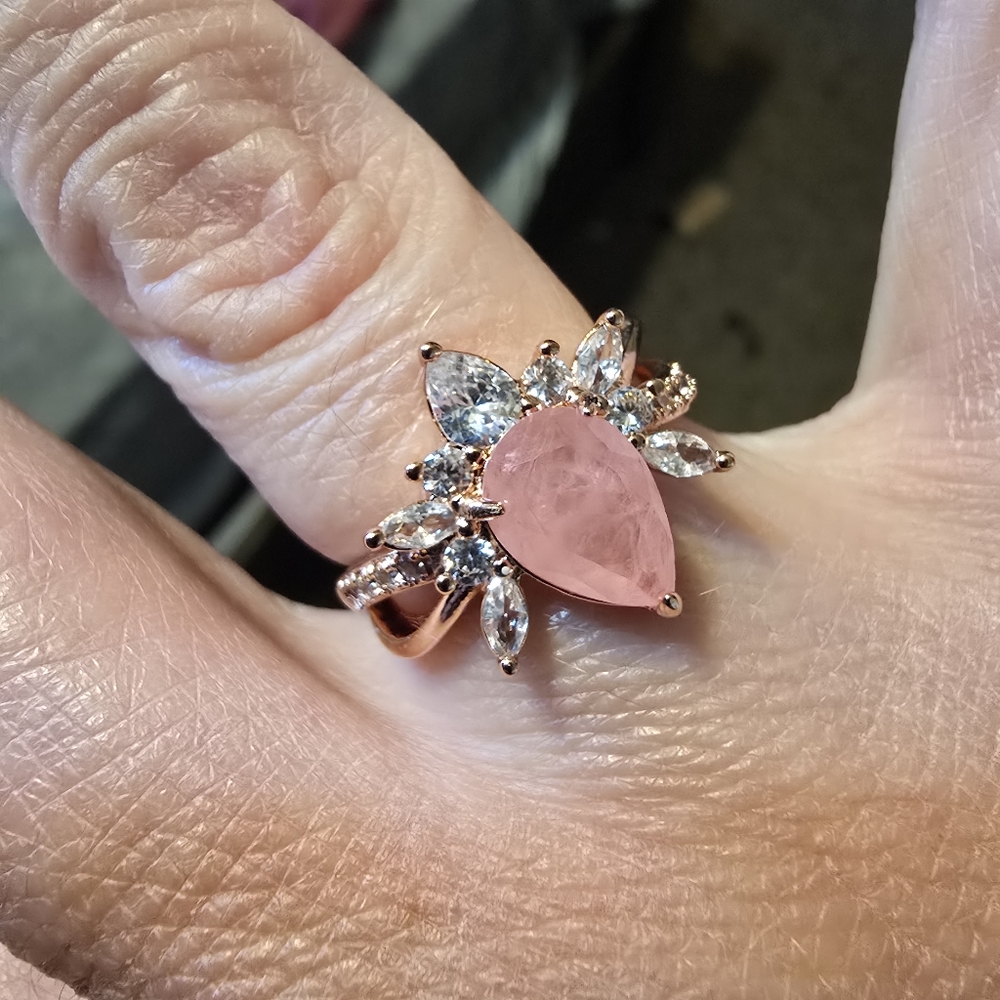 Elegant Pink Gemstone Ring, bomb party spider ring